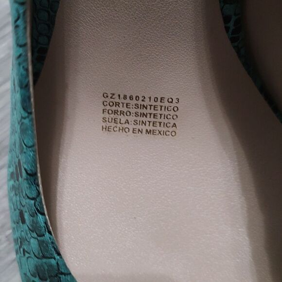 Stefano Di Roma  faux snakeskin teal heels  Sz 9 NWOT - Picture 8 of 8